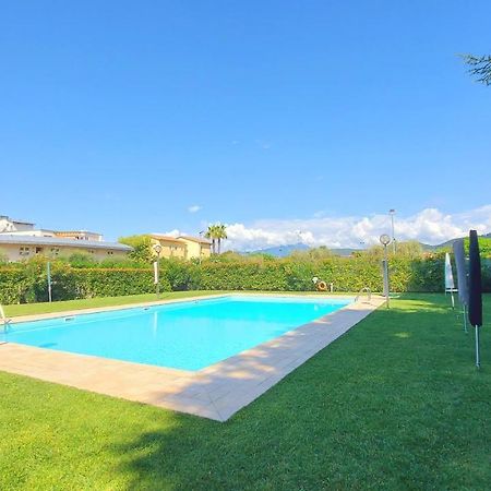 Colors Pool Apartment Bardolino Eksteriør billede