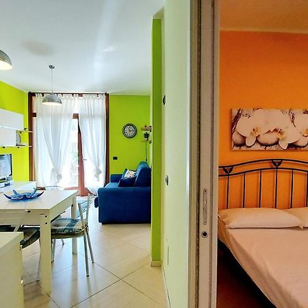 Colors Pool Apartment Bardolino Eksteriør billede