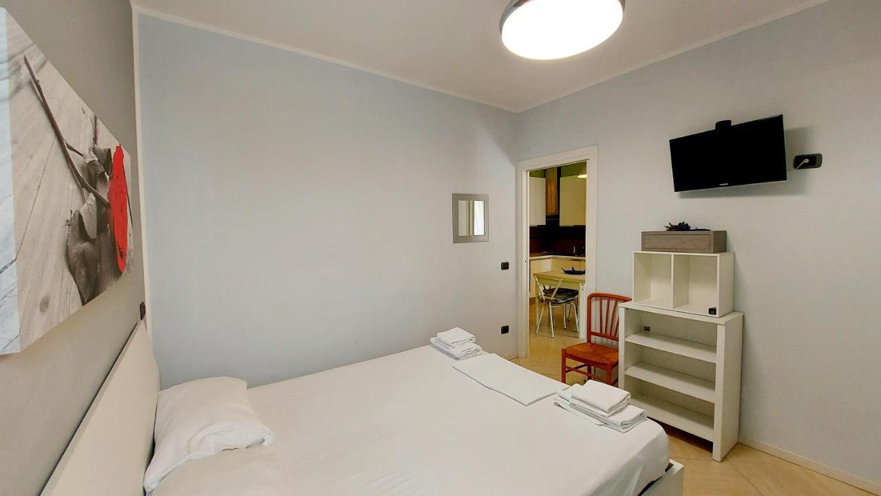 Colors Pool Apartment Bardolino Eksteriør billede